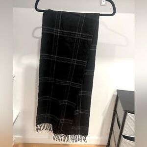 Men’s cashmere scarf black and grey plaid